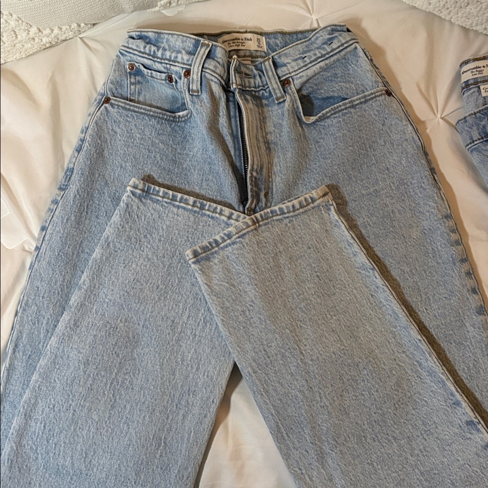 New without tags Abercrombie jeans